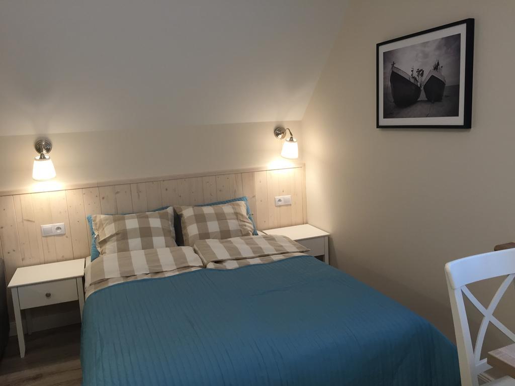 Przystan Na Granicy Appartement Unieście Buitenkant foto