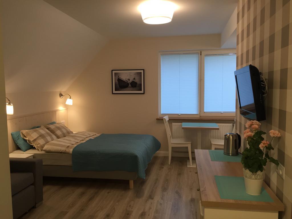 Przystan Na Granicy Appartement Unieście Buitenkant foto
