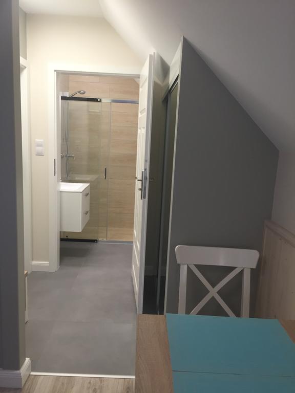 Przystan Na Granicy Appartement Unieście Buitenkant foto