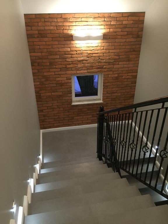 Przystan Na Granicy Appartement Unieście Buitenkant foto